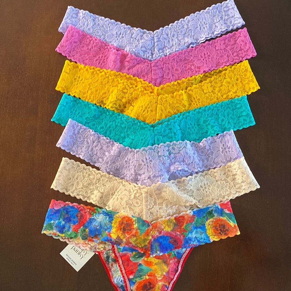 ⭐️Hanky Panky ⭐️ Low Rise Thongs: Set of 7 (NWT!)